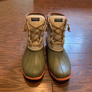 Sperry duck boots